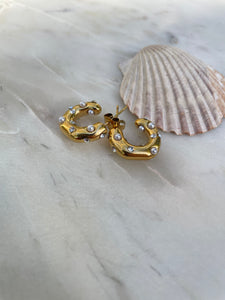 Dot Pearl Hoops