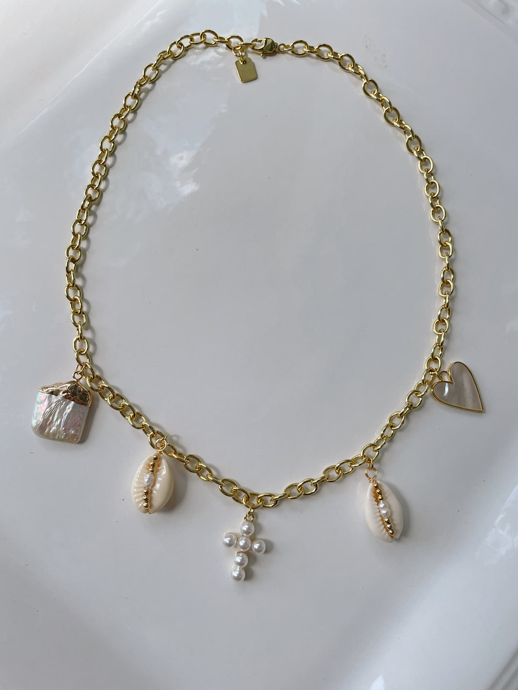 Coastal necklace