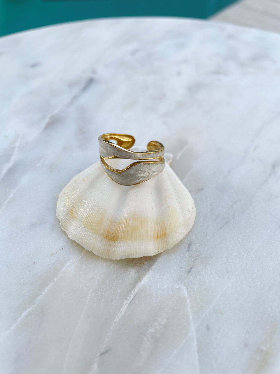 Nacre Ring