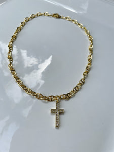 Pave Cross