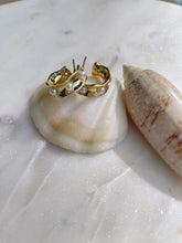 Load image into Gallery viewer, Pearl Hoops