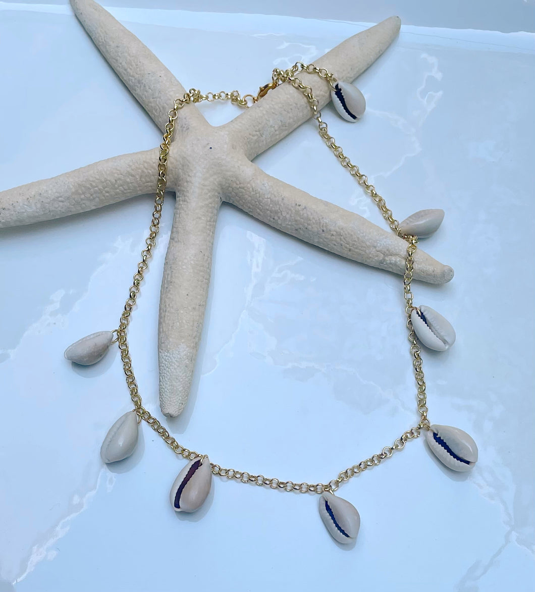 Shell Charm Necklace